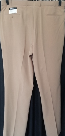 Men's Suit - Picture 4 of 5